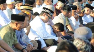 Kapolresta Palu Bersama Forkopimda Sholat Idul Adha di Mako Polda Sulteng