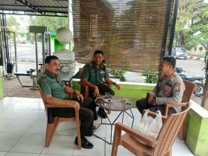 Kapolsek Liukang Kalmas dan Wa Danramil Kalmas Adakan Koordinasi dan Evaluasi Kamtibmas