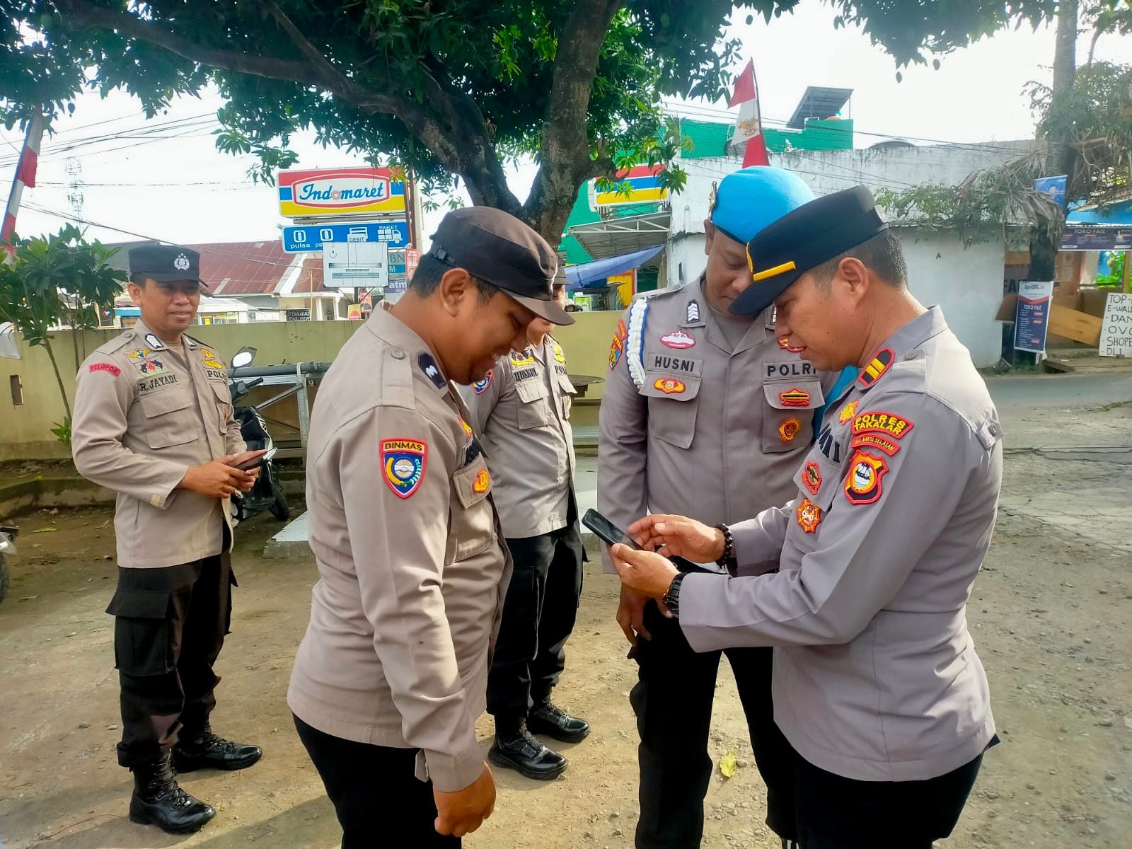 Cegah Judi Online, Kapolsek Galut Polres Takalar Razia Ponsel Seluruh Anggotanya | NEWS TV Indonesia