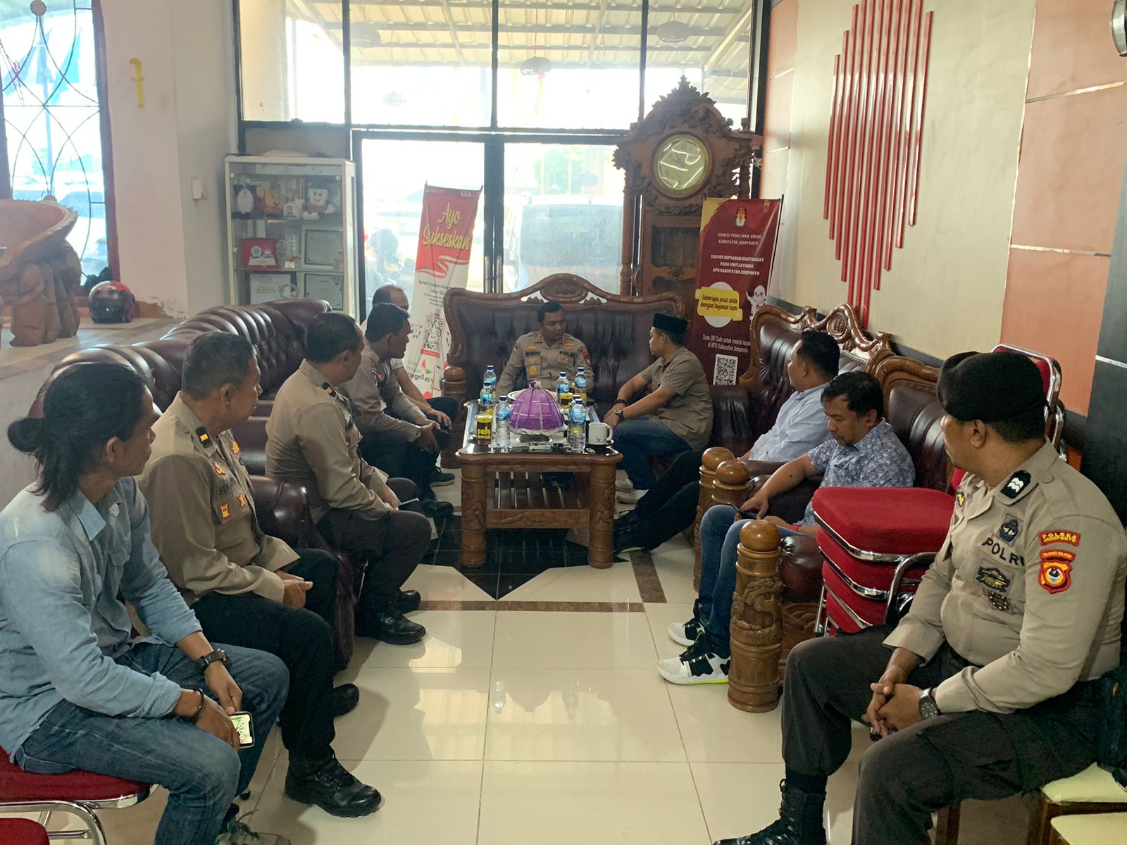 *Kapolres Jeneponto Bersilaturahmi Bersama Komisioner KPU* | NEWS TV Indonesia