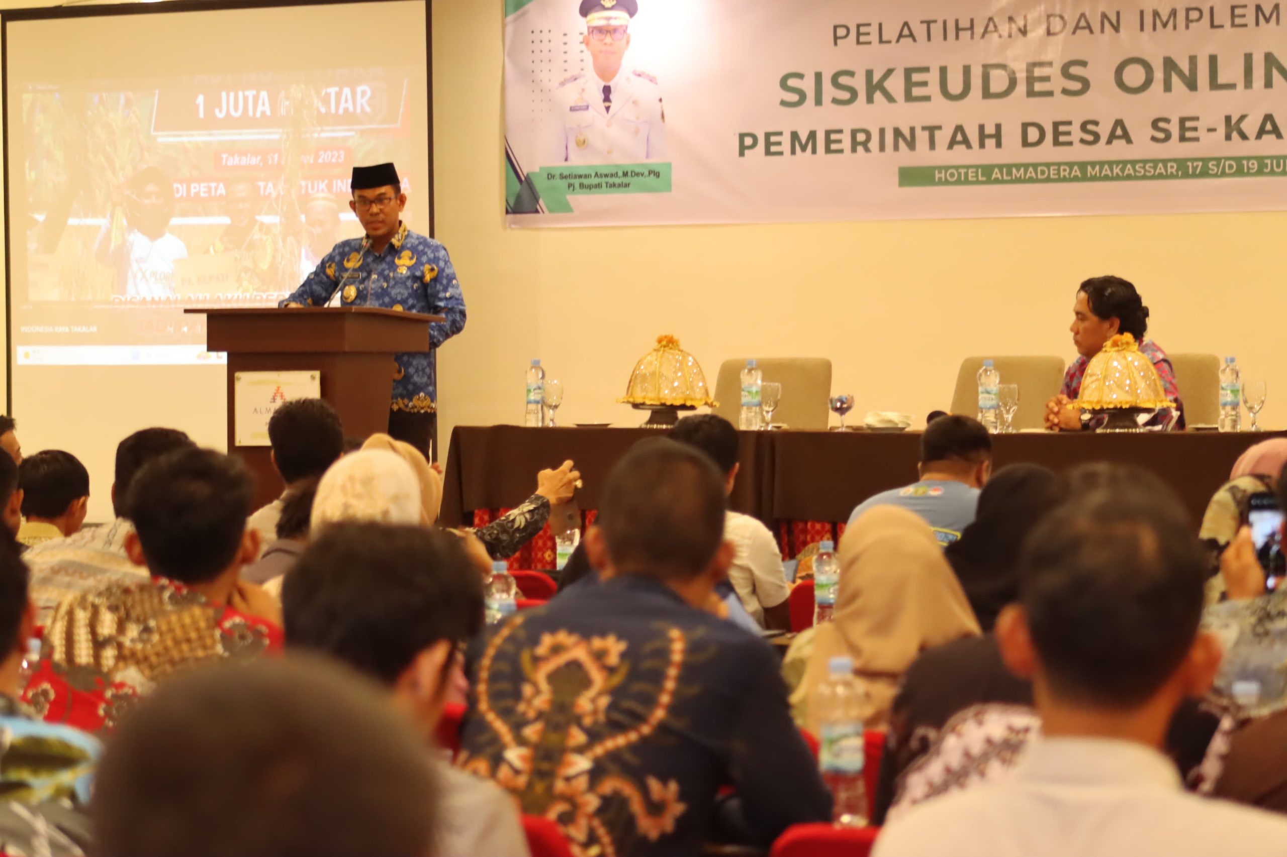 Buka Pelatihan dan Implementasi Siskuides Online 2.0.6 TA. 2024, Pj. Bupati Minta Pengelolaan Keuangan harus Transparan, Akuntabel dan Anti Korupsi | NEWS TV Indonesia