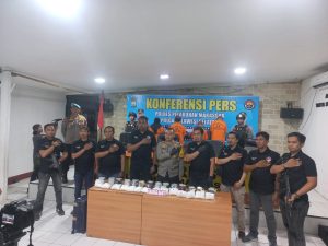 Satres Narkoba Polres Pelabuhan Berhasil Gagalkan Peredaran Sabu 6,7 Kilogram di Makassar
