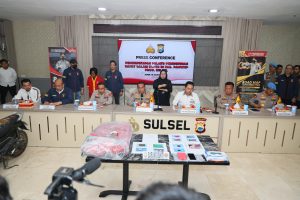 POLDA SULSEL GELAR KONFERENSI PERS PENGUNGKAPAN MAYAT DALAM KOPER DI PANGKEP | NEWS TV Indonesia