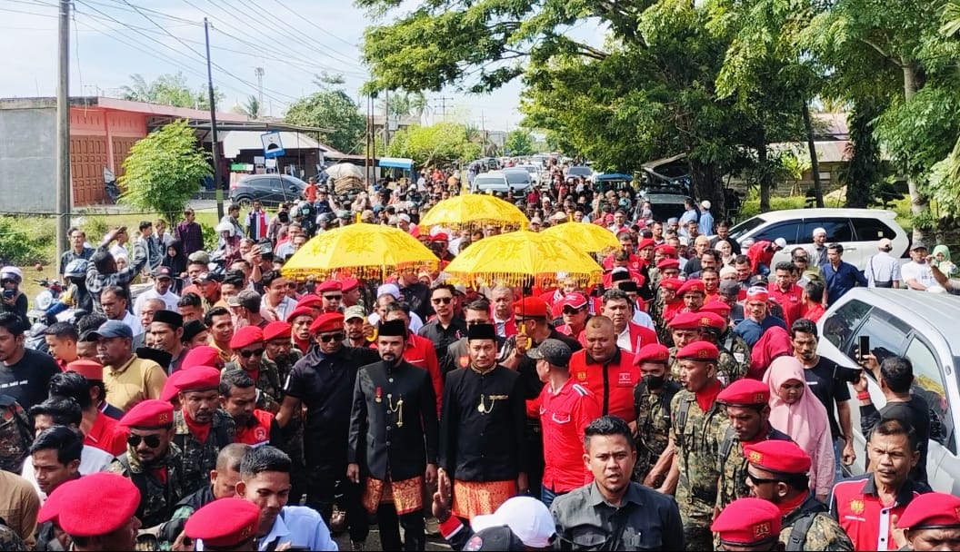 Ribuan Massa Pendukung Antar Al-Farlaky ke KIP Aceh Timur | NEWS TV Indonesia