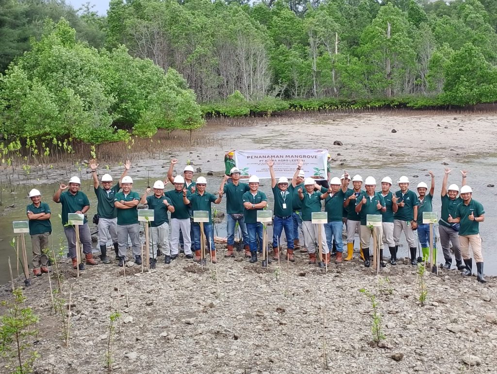 Rangkaikan Peringatan Sulbar, Astra Agro Lestari Menanam Mangrove | NEWS TV Indonesia