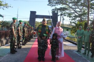 *Pangdam XIV/Hsn Kunker Di Kipan A Yonif 725/Woroagi*