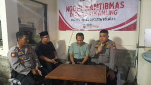 Dialog Bersama Warga, Kapolsek Pesanggrahan Bahas Penipuan Segitiga dan Pilkada Damai*