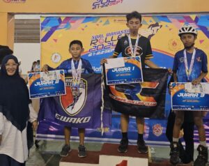 Murid SMPIT Darul Fikri Makassar Raih Dua Medali Emas di Kejuaraan Nasional Sepatu Roda 2024