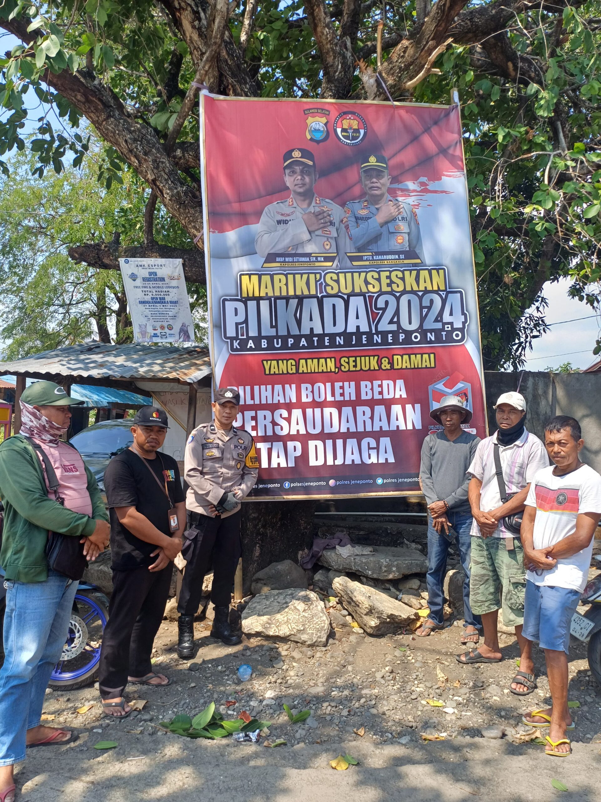 *Polres Jeneponto Sebar Baliho Tentang Himbauan Pilkada Damai Hingga Pelosok Desa* | NEWS TV Indonesia