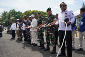 Mentan RI Dan Kasdam XIV/Hasanuddin Panen Dan Tanam Padi Bersama Warga Gowa