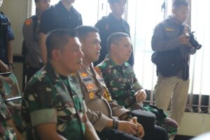 Kapolres Gowa Dampingi Kapolda Sulsel Silaturahmi ke Pangdiv 3 Kostrad Pakatto | NEWS TV Indonesia Kapolres Gowa Dampingi Kapolda Sulsel Silaturahmi ke Pangdiv 3 Kostrad Pakatto | NEWS TV Indonesia