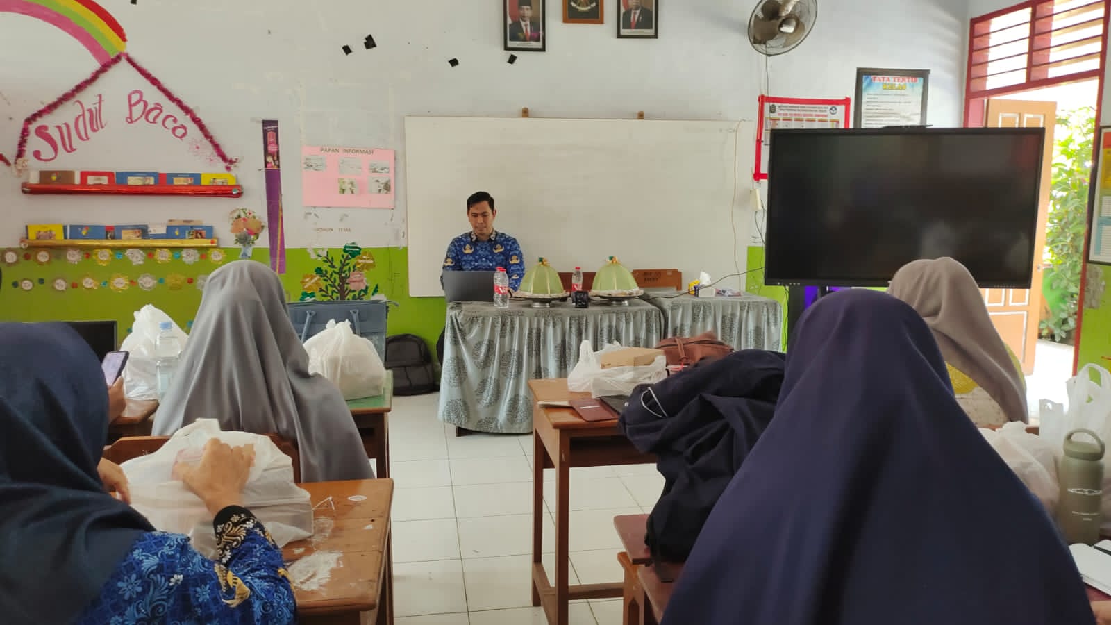 Dinas Pendidikan Kabupaten Takalar Adakan Pembekalan Realisasi Dana BOS Tahun 2024 | NEWS TV Indonesia