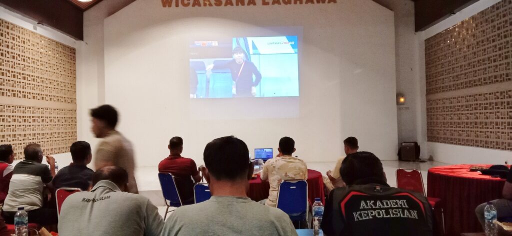 Kapolres Pasangakyu Bersama Jurnalis Nobar Bersama | NEWS TV Indonesia