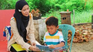 Antusiasme 21 Anak Warnai Hari Pertama Sikola Pojok: Langkah Awal Membangun Generasi Cinta Literasi | NEWS TV Indonesia