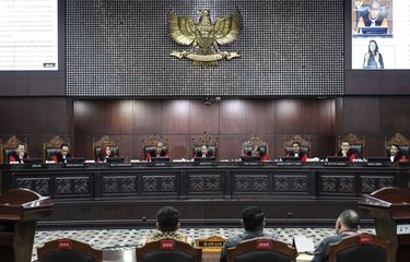 "MK (Mahkamah Konstitusi) Putuskan Pilkada Ulang dalam 1 Tahun Jika Kotak Kosong Menang: Begini Aturan Baru yang Ditetapkan" | NEWS TV Indonesia