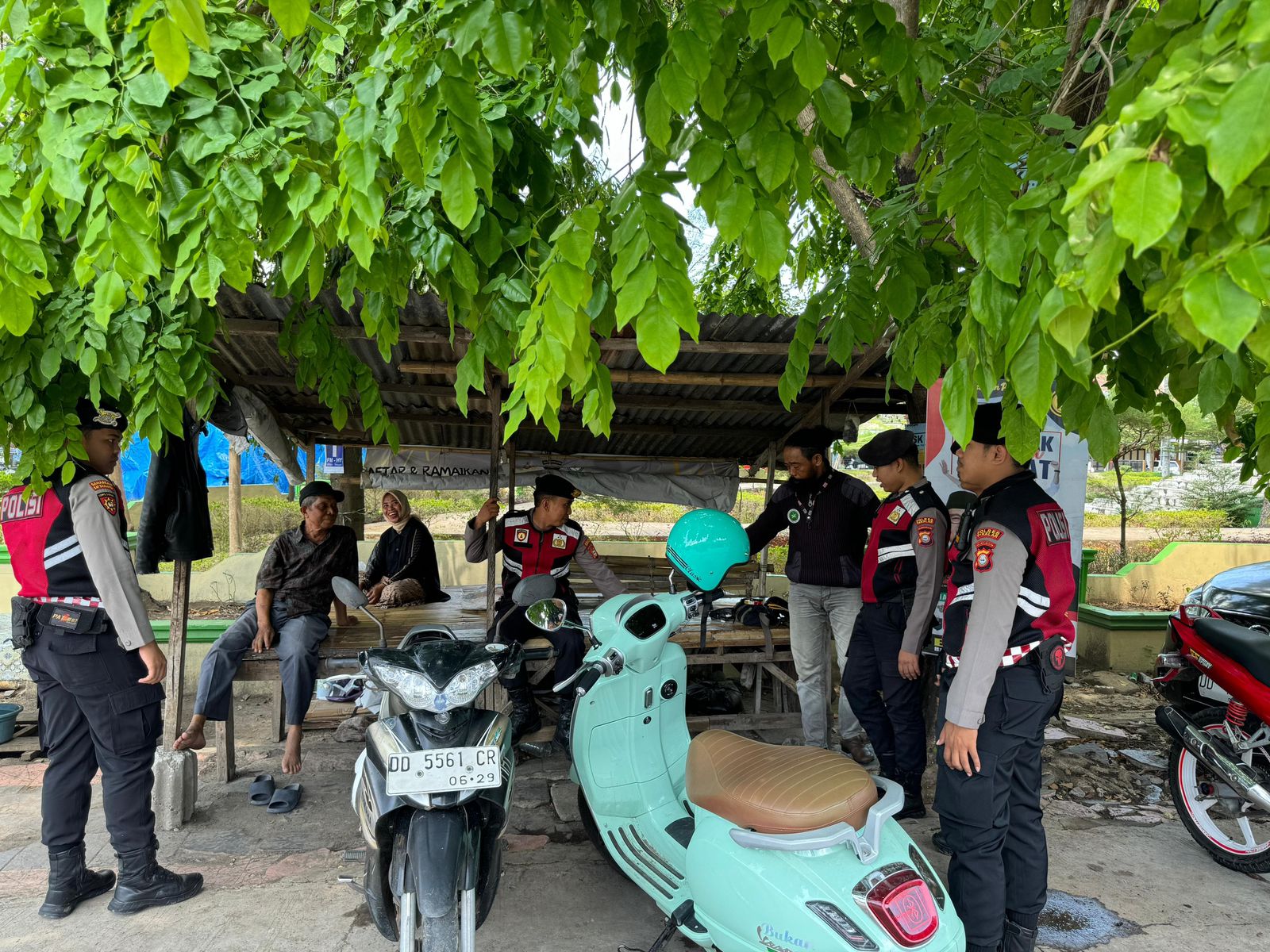Sat Samapta Polres Takalar Gelar Sosialisasi Cooling System Bersama Komunitas Ojek Online Menyongsong Pilkada Damai | NEWS TV Indonesia