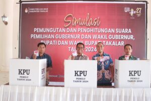 Hadiri Simulasi Pemungutan dan Perhitungan Suara Pilkada Takalar, Pj. Bupati Harap Pemilu Takalar berjalan Lancar, Efektif, Efisien dan Demokratis,”