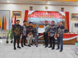 *Bawaslu Takalar Awasi Rekapitulasi Suara di Tingkat Kabupaten*