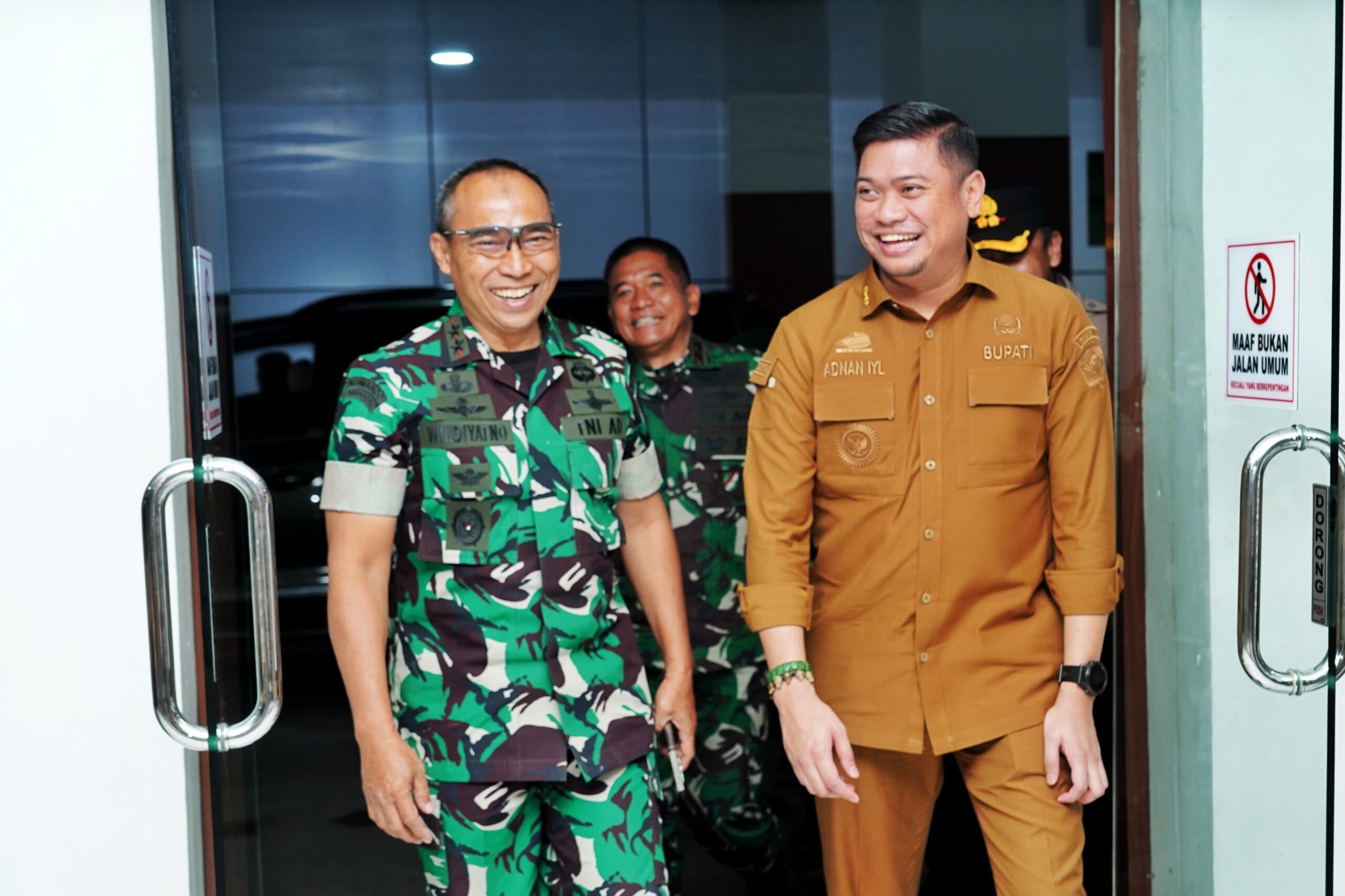 Pangdam XIV/Hsn Silaturahmi ke Kantor Bupati Gowa | NEWS TV Indonesia