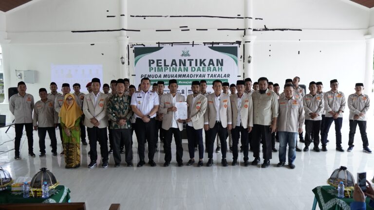 Hadiri Pelantikan Muhammadiyah Takalar Periode 2024-2028, Dr. Muhammad Hasbi berharap Muhammadiyah Memiliki Gebrakan dalam Kemajuan Takalar.