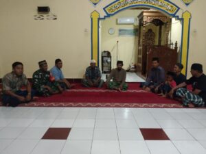 Safari Subuh, Babinsa Koramil 03 Tamalatea Bersama Masyarakat di Masjid  Nurul Hikmah