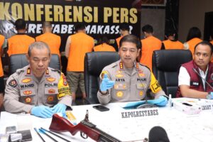 Kasat NARKOBA Polrestabes/MKS, Pimpin Langsung Penggrebekan Kampung Borta ( Sapiria ) | NEWS TV Indonesia