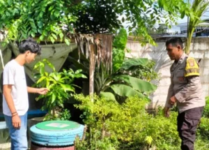 Aiptu Sukarna lakukan Pendataan Pekarangan Lestari di Desa Patrasana