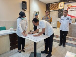 Satuan Reserse Narkoba (Satres Narkoba) polrestabes Makassar Berhasil Mengungkap dan Memusnahkan Narkotika Jenis Shabu, Seberat 1,4 kg. | NEWS TV Indonesia