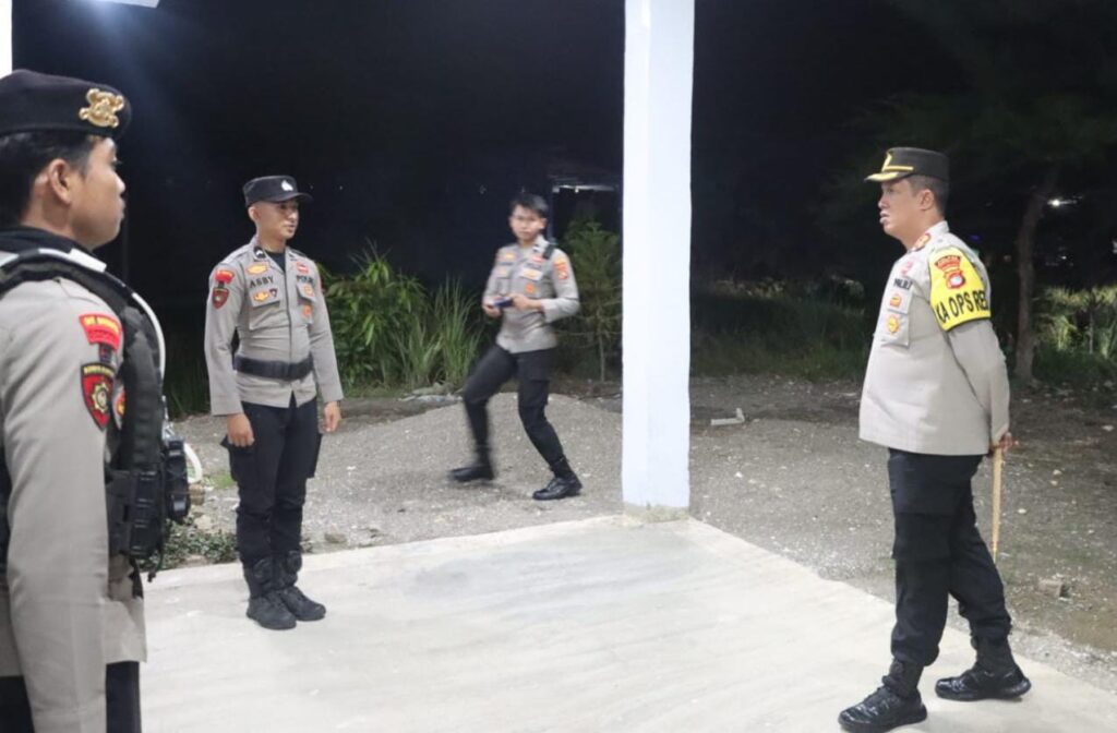 Pastikan Sholat Tarawih Lancar, Kapolres Pasangkayu: Personil Tetap Siaga Selama Ramdahan | NEWS TV Indonesia