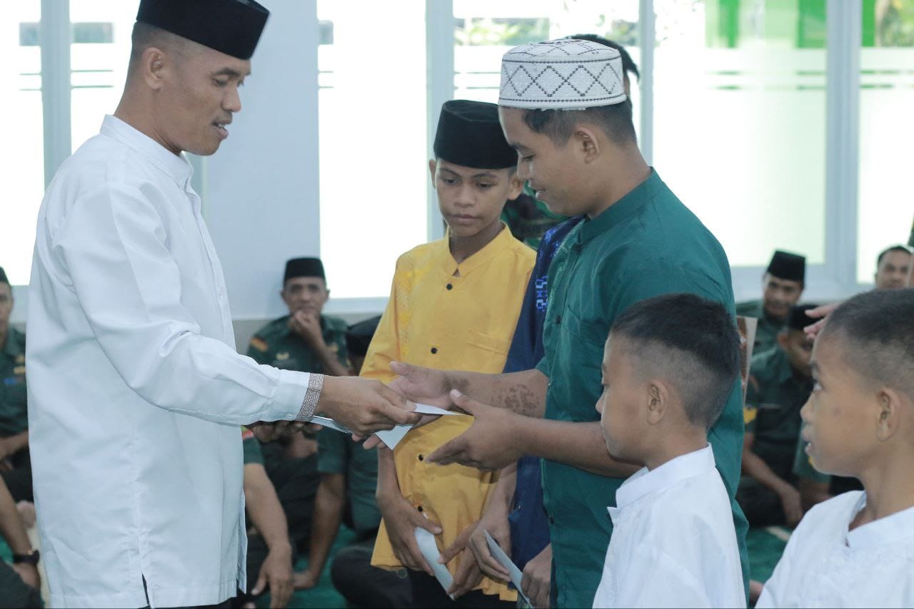 Berbagi Dengan Sesama, Dandim 1426 Takalar Bagikan Santunan Kepada Anak Yatim | NEWS TV Indonesia