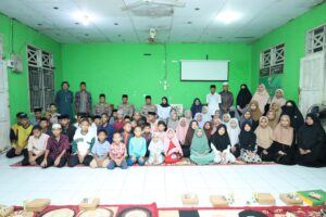 *Kapolda Sulsel Buka Puasa Bersama Anak Panti Asuhan Al-Anshar Timor Timur*