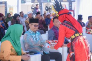 Wali Kota Padangsidimpuan Hadiri Acara Pembukaan PESTA Tapanuli