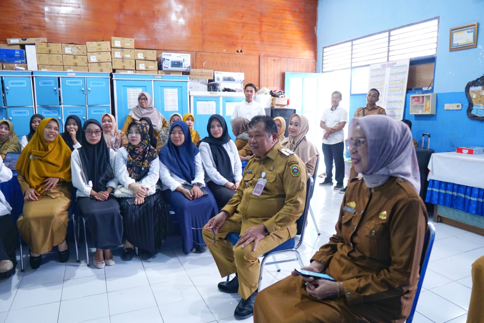 Bupati Takalar Lakukan Sidak di SDN 1 Centre Pattallassang, Tinjau Proses Belajar dan Pemanfaatan Aplikasi Skul.id | NEWS TV Indonesia