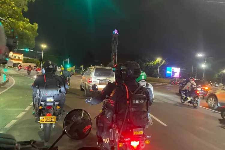 Satuan Brimob Polda Metro Jaya Gelar Patroli Rayonisasi, Cegah Aksi Tawuran dan Balap Liar di Jakarta Pusat dan Selatan | NEWS TV Indonesia