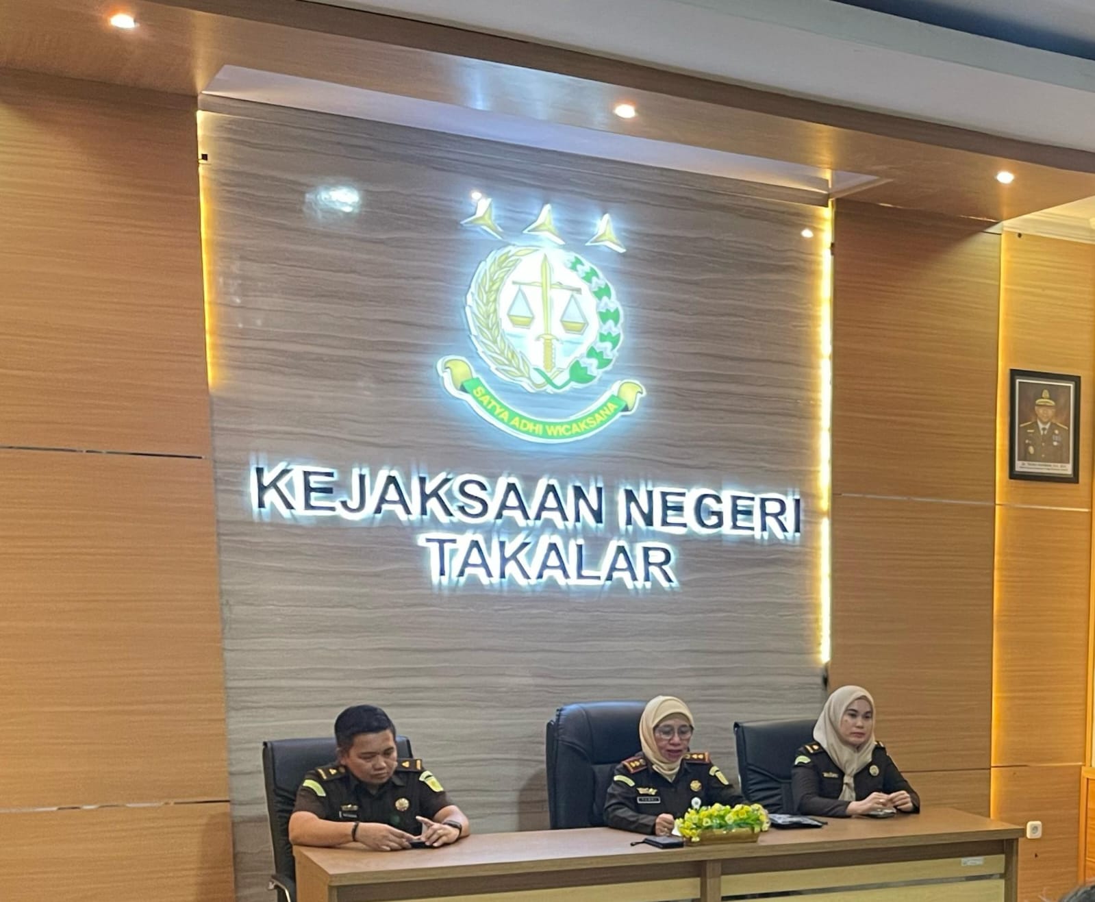 Proyek Talud Rp1,6 Miliar di Takalar Bermasalah, Empat Tersangka Korupsi Ditahan | NEWS TV Indonesia