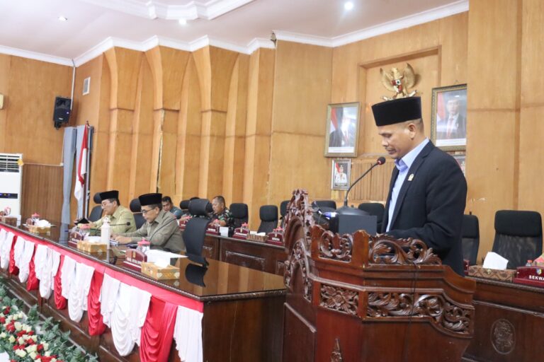 Alvon Sirait Bacakan Laporan Pansus LKPJ 2024, DPRD Batu Bara Soroti Kinerja OPD