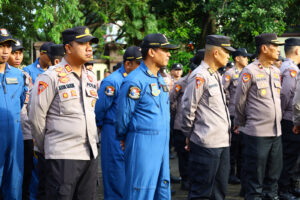 Usai Pimpin Apel Pagi, Kapolda Sulsel Gelar Halal Bihalal Bersama Pejabat Utama dan Personel | NEWS TV Indonesia Usai Pimpin Apel Pagi, Kapolda Sulsel Gelar Halal Bihalal Bersama Pejabat Utama dan Personel | NEWS TV Indonesia