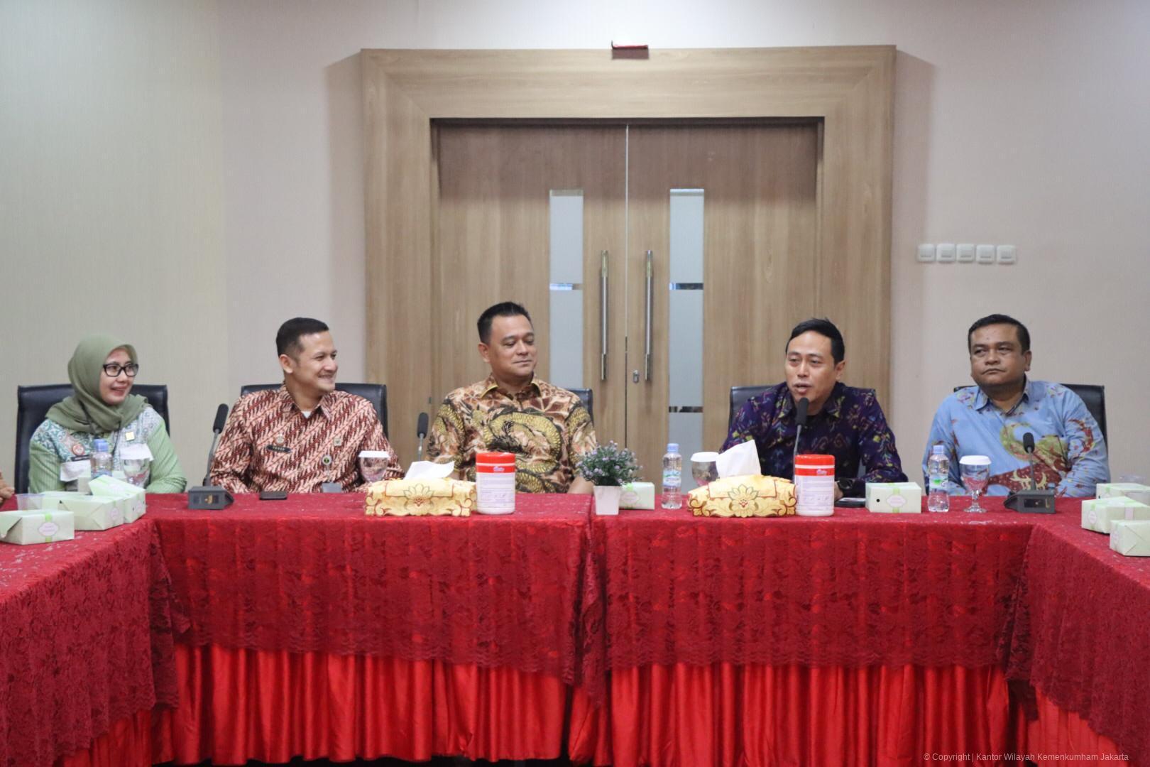 52 Pemberi Bantuan Hukum Teken Kontrak Perjanjian Kinerja 2025, Akses Bantuan Hukum di Jakarta Kian Merata | NEWS TV Indonesia