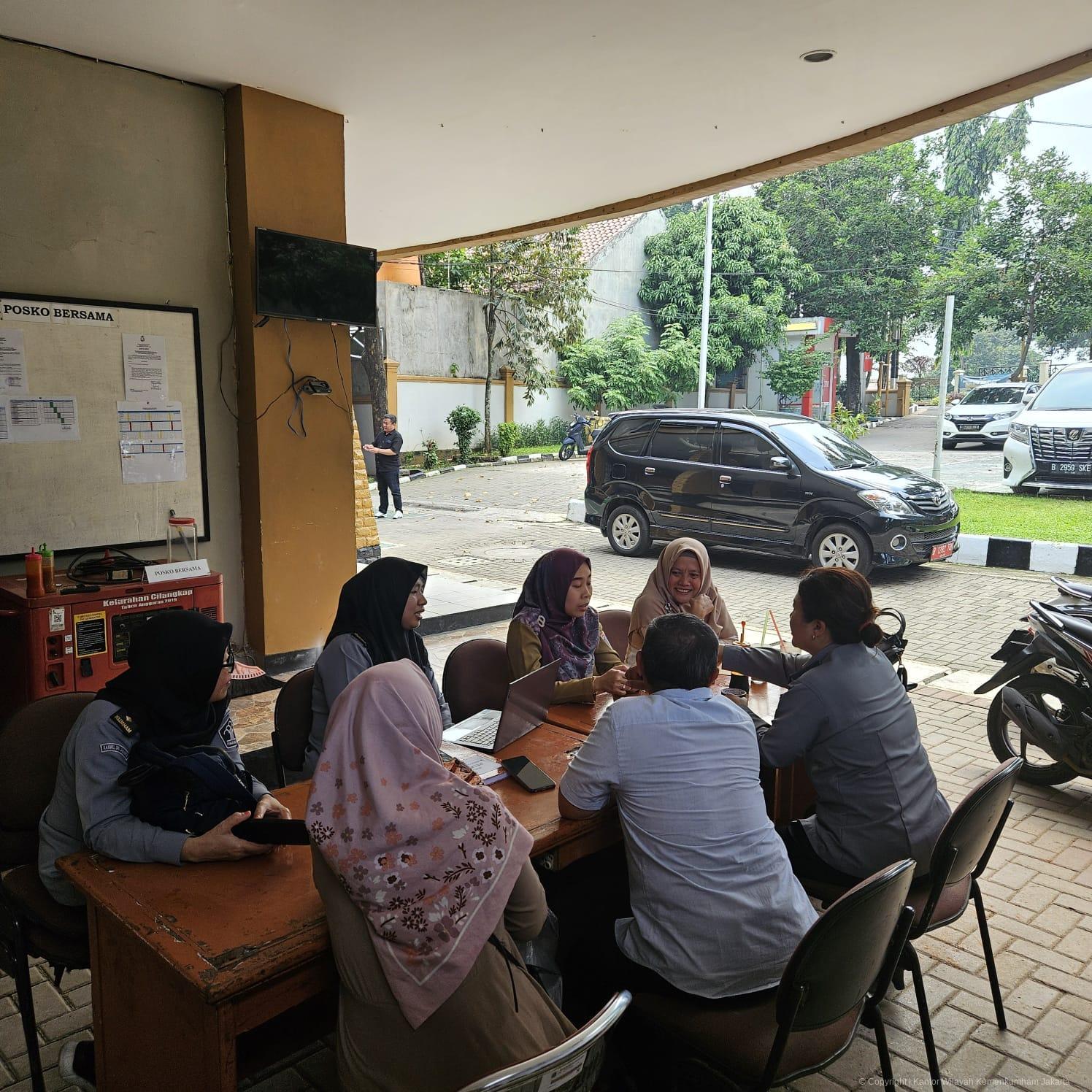Kanwil Kemenkum DK Jakarta Dukung Aktualisasi Paralegal Pos Bantuan Hukum di Kelurahan Cilangkap | NEWS TV Indonesia