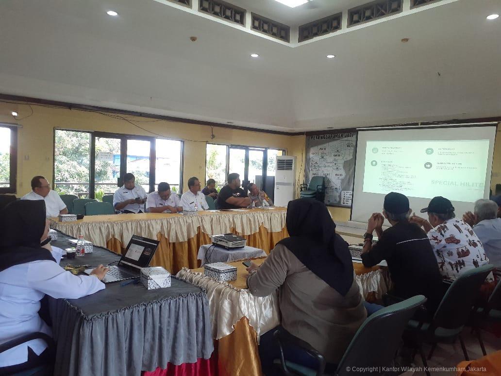 Sat Samapta Polres Pasangkayu Patroli Dialogis Sampaikan Pesan Kamtibmas Pada Masyarakat | NEWS TV Indonesia Sat Samapta Polres Pasangkayu Patroli Dialogis Sampaikan Pesan Kamtibmas Pada Masyarakat | NEWS TV Indonesia