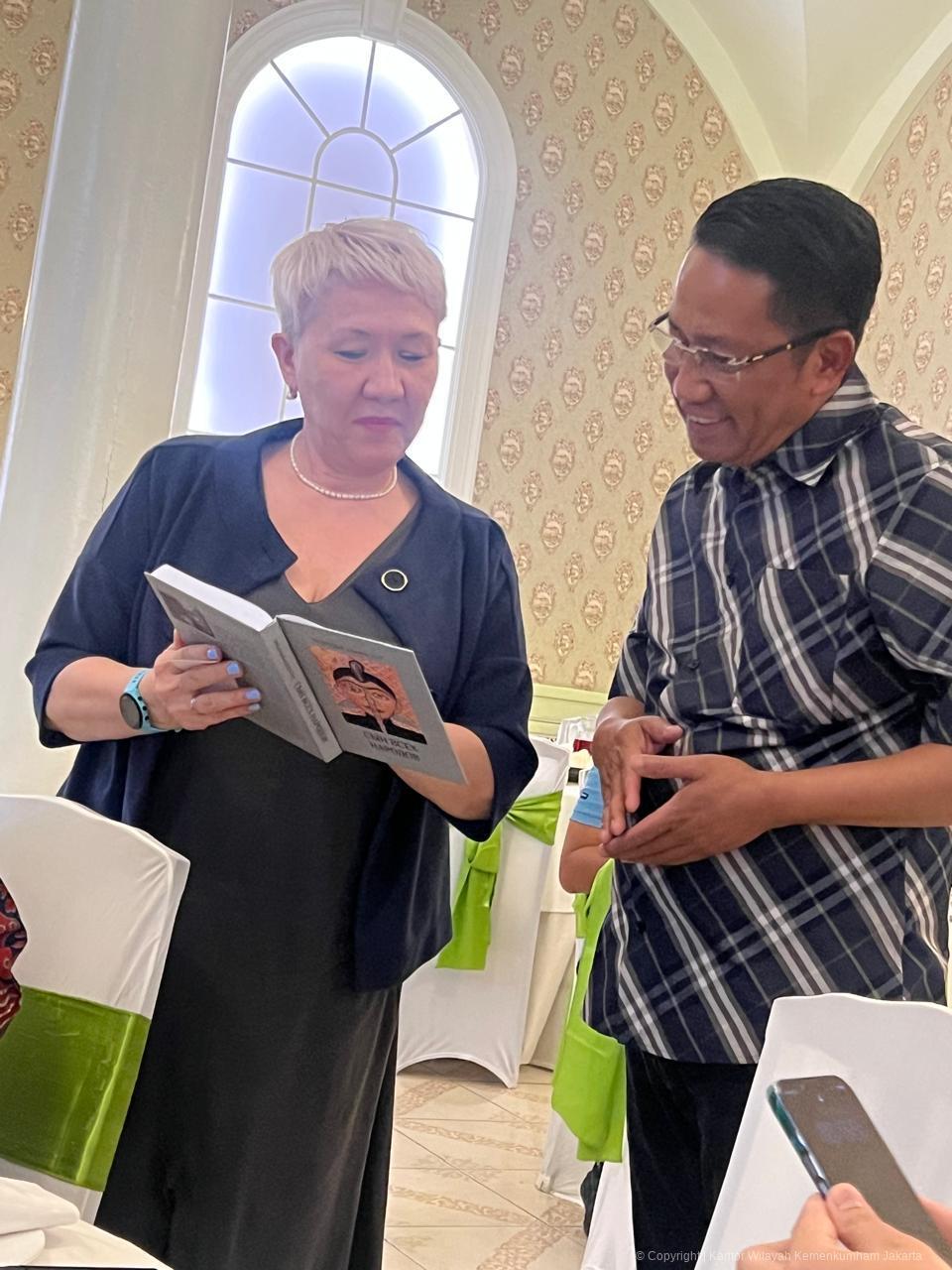 Polsek Nusa Penida Pengamanan Turnamen Bola Volly Budy Bengal Primari Cup 1 | NEWS TV Indonesia