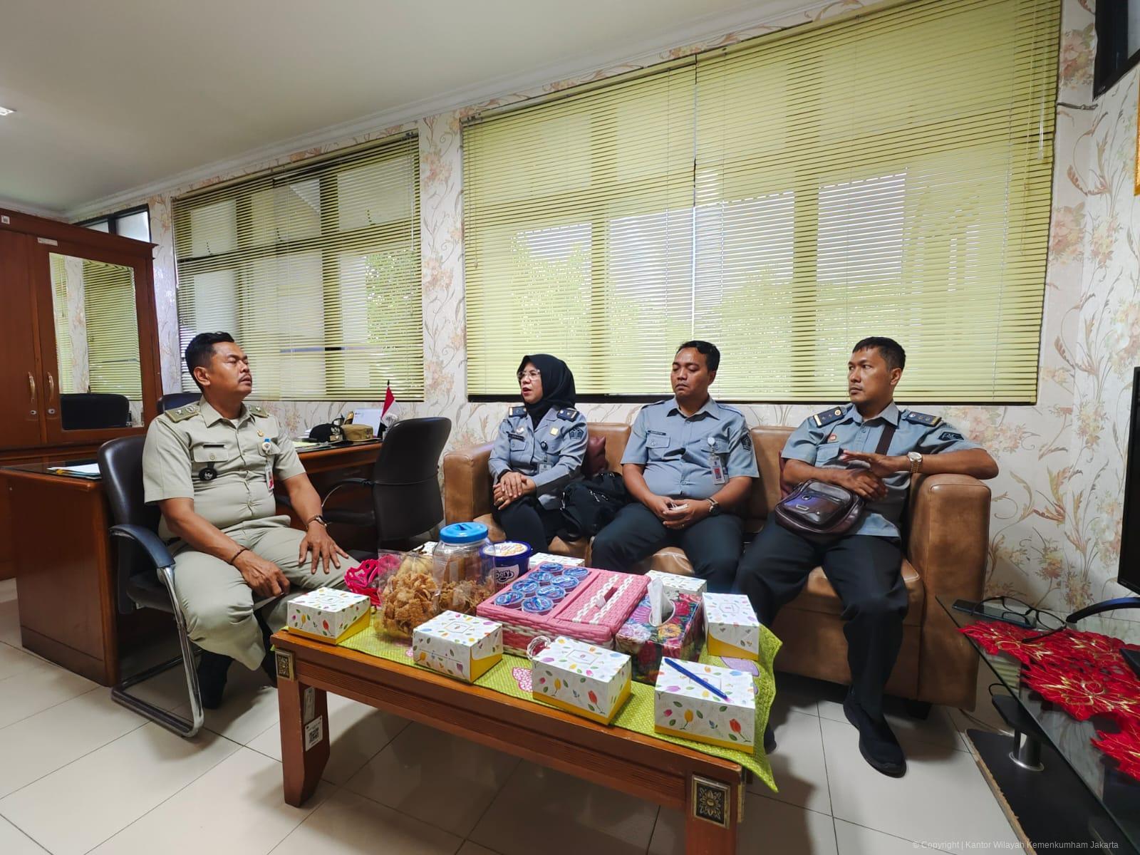Dukung Program Zero ODOL dan Zero Accident, Ditlantas Polda Riau Tindak 76 Kendaraan dalam Razia Gabungan di Jalan SM Amin | NEWS TV Indonesia
