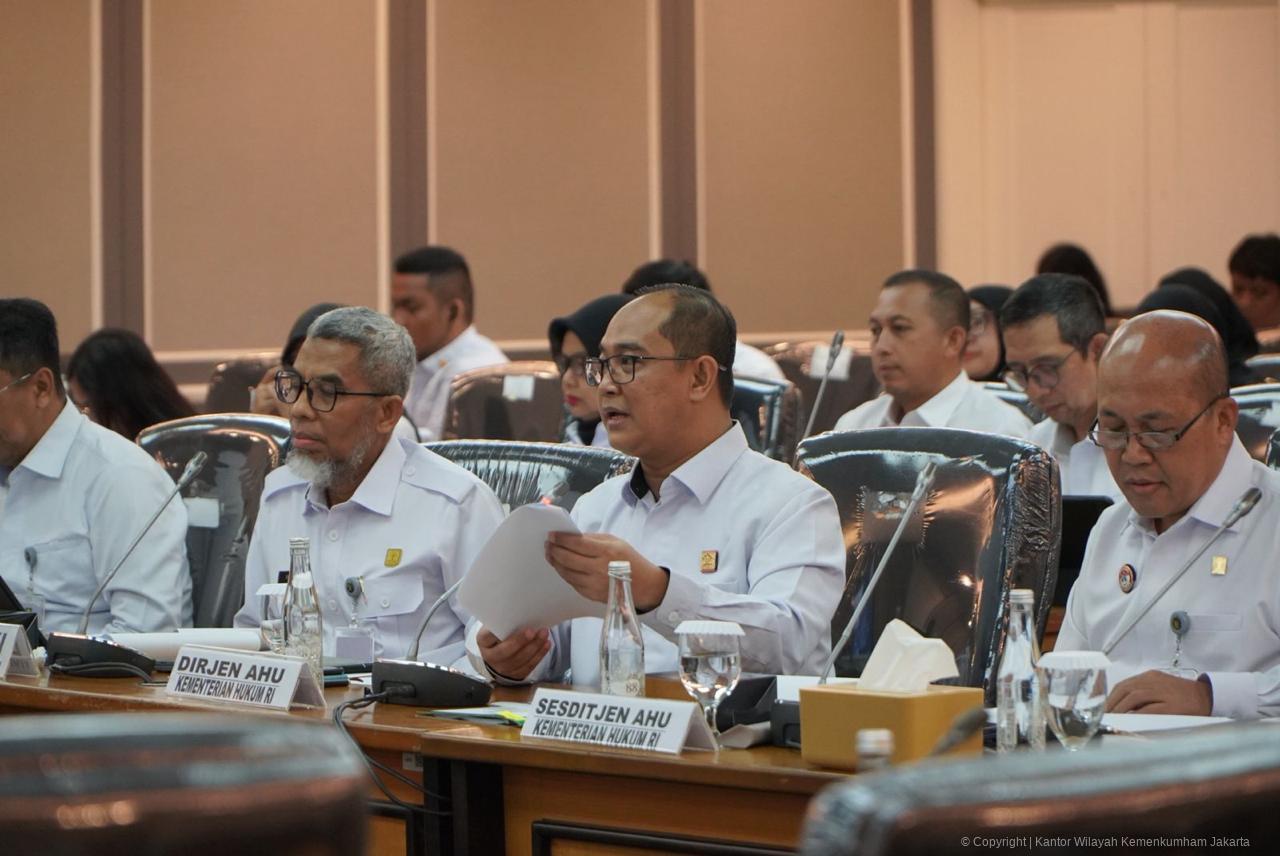 &ldquo;Polsek Pataruman Laksanakan Pengaturan Lalin di SDN Hegarsari Demi Keselamatan Siswa dan Kelancaran Arus&rdquo; | NEWS TV Indonesia