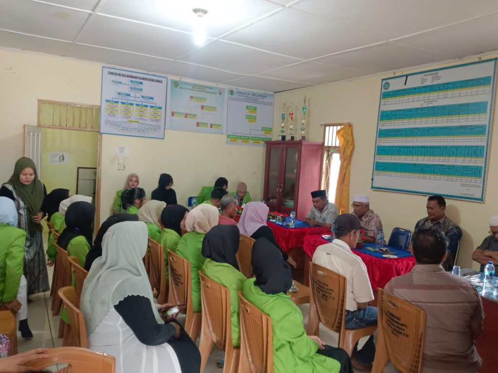 Mahasiswa Universitas Aufa Royhan Laksanakan PKL di Desa Janji Manaon Tapsel, Ini Pesan Moral Ihwan Nasution