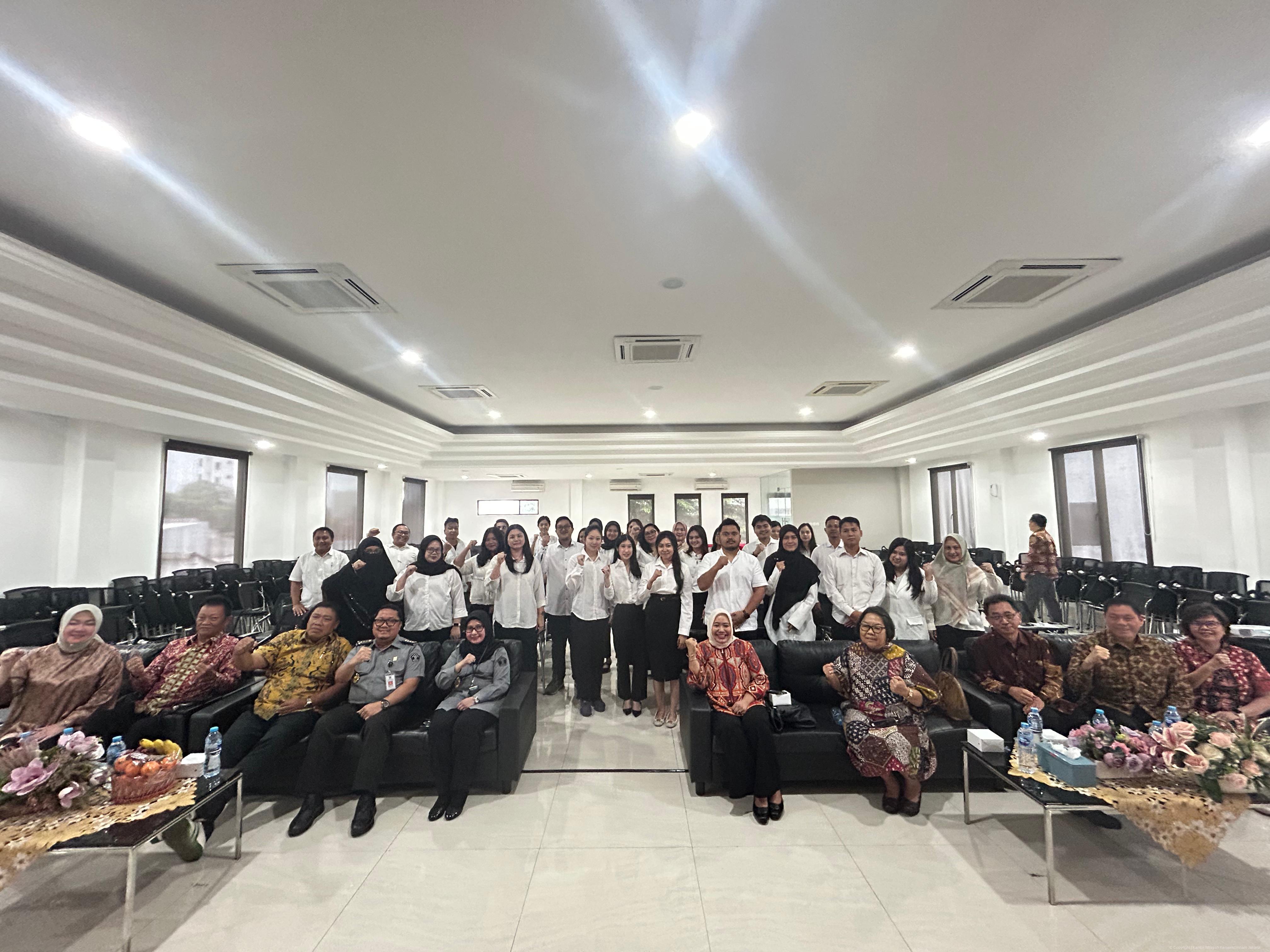 Berikan Pembekalan 30 Notaris Baru, Plh. Kakanwil : Tingkatkan Integritas dan Kepatuhan dalam Pelaksanaan Jabatan | NEWS TV Indonesia