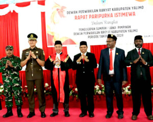 DPR Kabupaten Yalimo Menggelar Rapat Paripurna Istimewa Sumpah Pimpinan