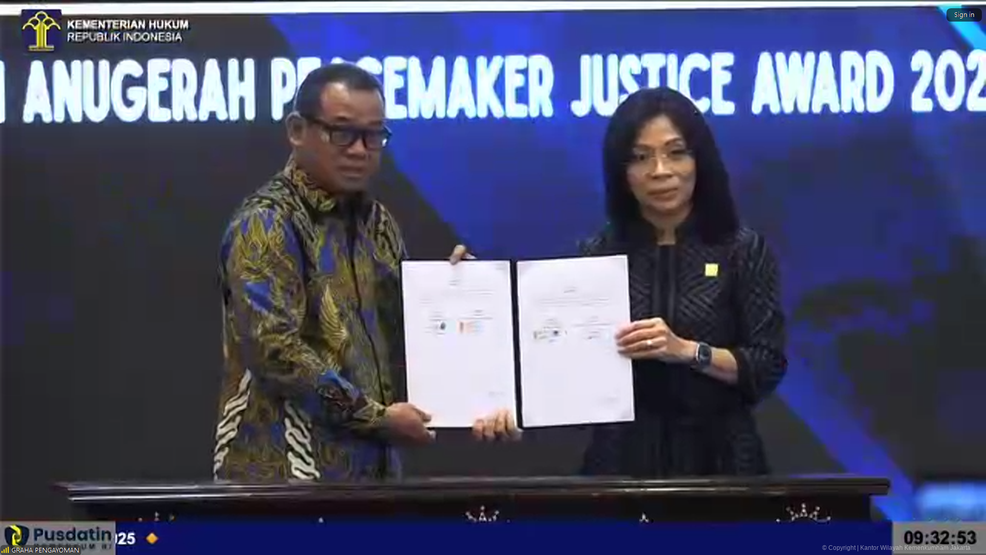 Hari Lingkungan Hidup Sedunia 2025, Pelindo Regional 4 Tolitoli Tanam Bibit Pohon | NEWS TV Indonesia Hari Lingkungan Hidup Sedunia 2025, Pelindo Regional 4 Tolitoli Tanam Bibit Pohon | NEWS TV Indonesia
