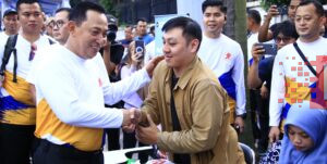 Kapolri Hadiri CFD Bhayangkara Sport Day, Sapa Warga di Bundaran HI
