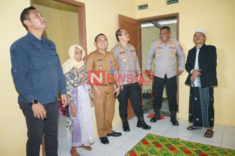 Kapolresta Tangerang Serahkan Kunci Bedah Rumah dalam Rangka Hari Bhayangkara ke-79