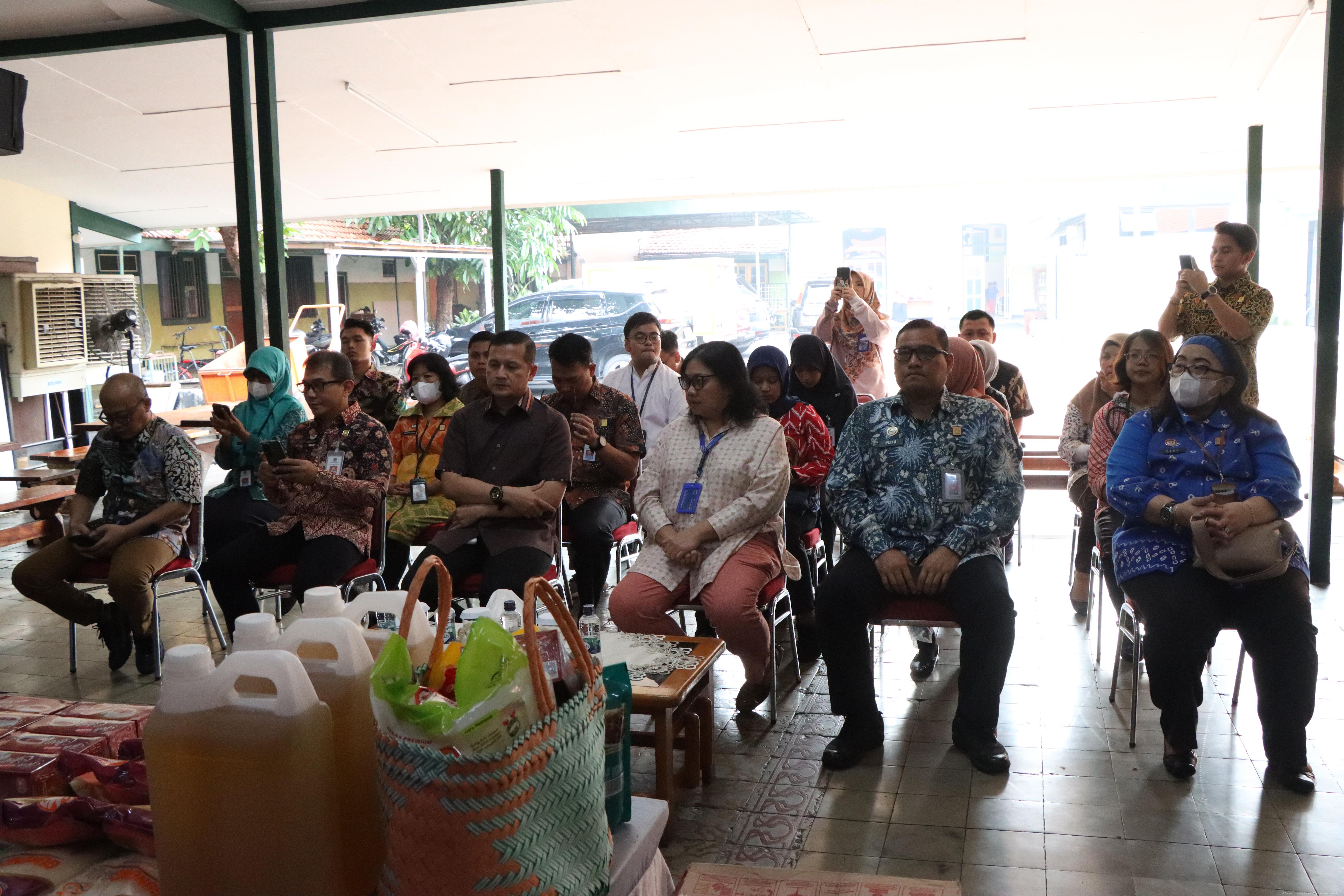 Peringati Hari Pengayoman ke-80, Kanwil Kemenkum DK Jakarta Tebar Kepedulian di Panti Asuhan | NEWS TV Indonesia Peringati Hari Pengayoman ke-80, Kanwil Kemenkum DK Jakarta Tebar Kepedulian di Panti Asuhan | NEWS TV Indonesia